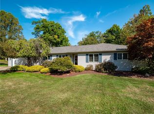 16912 Albion Rd, Strongsville, OH 44136