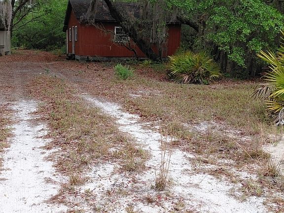 3rd image of 779 Ralph Davis Rd