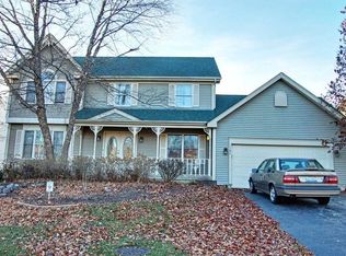 1108 Pember Cir, Dundee, IL 60118