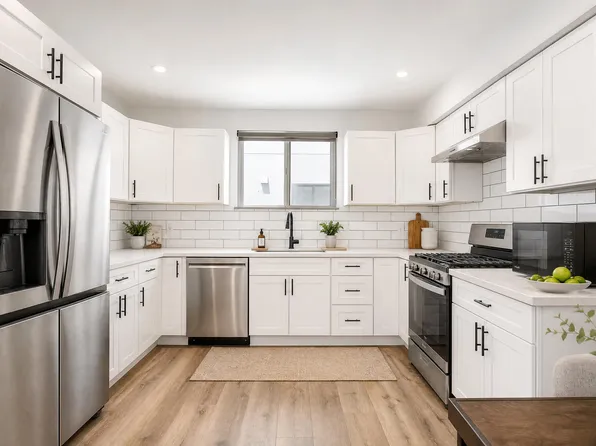 3001 Van Buren Pl