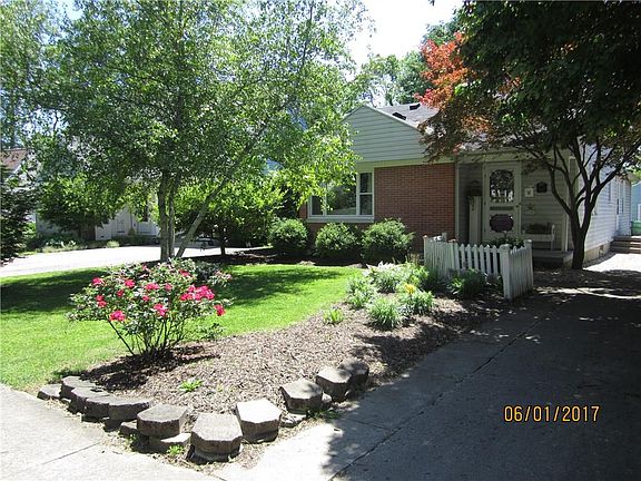 2nd image of 314 Bon Air Dr