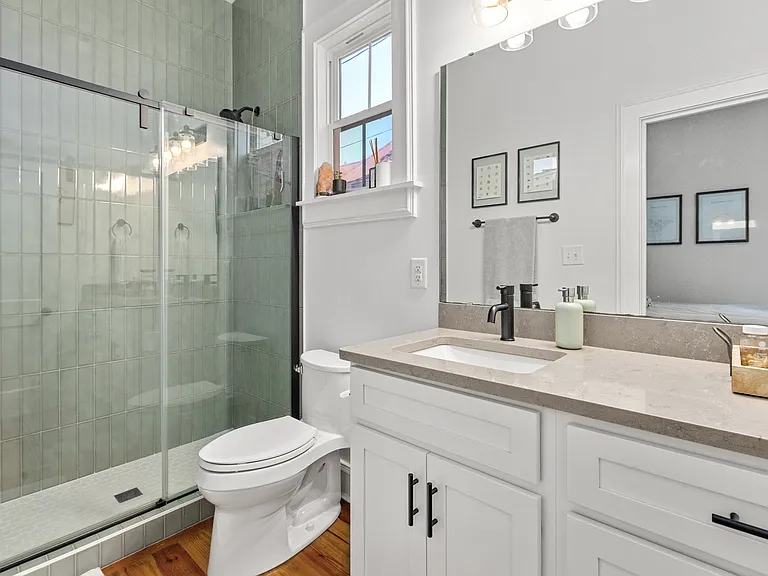177 Fishburne St — Photo 24