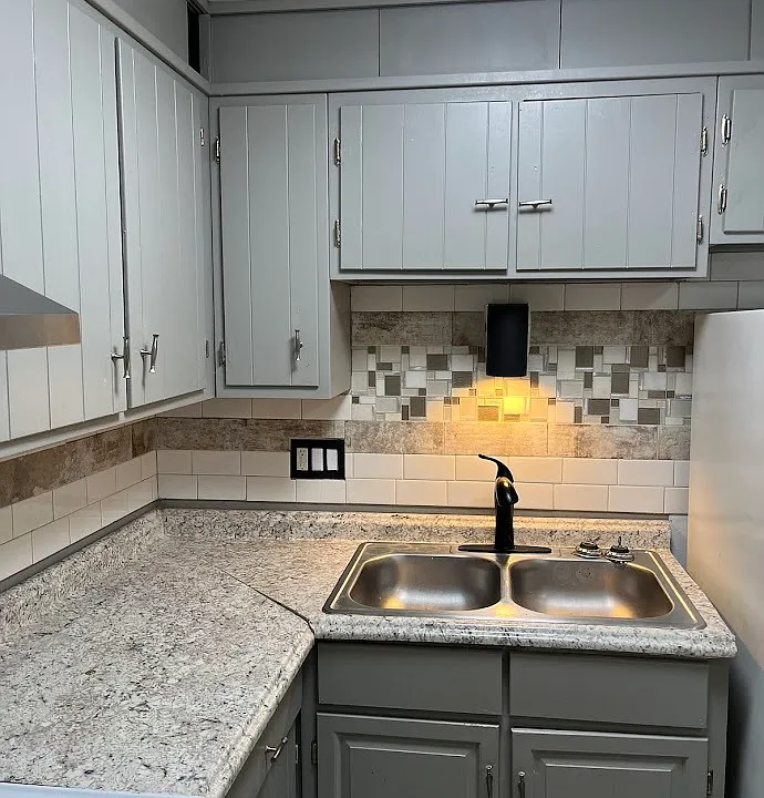 202 Kenbrook Dr