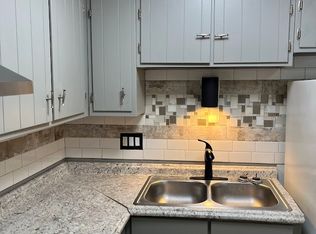 202 Kenbrook Dr, Vandalia, OH 45377