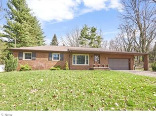 2637 W Comet Rd, Clinton, OH 44216