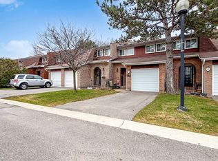 3350 Hornbeam Cres #9, Mississauga, ON