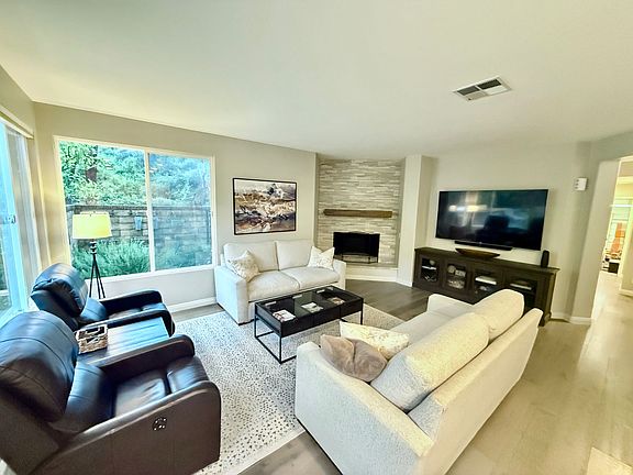 5th image of 23203 Sorrel Ct