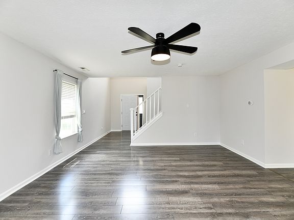 4th image of 11330 War Admiral Dr