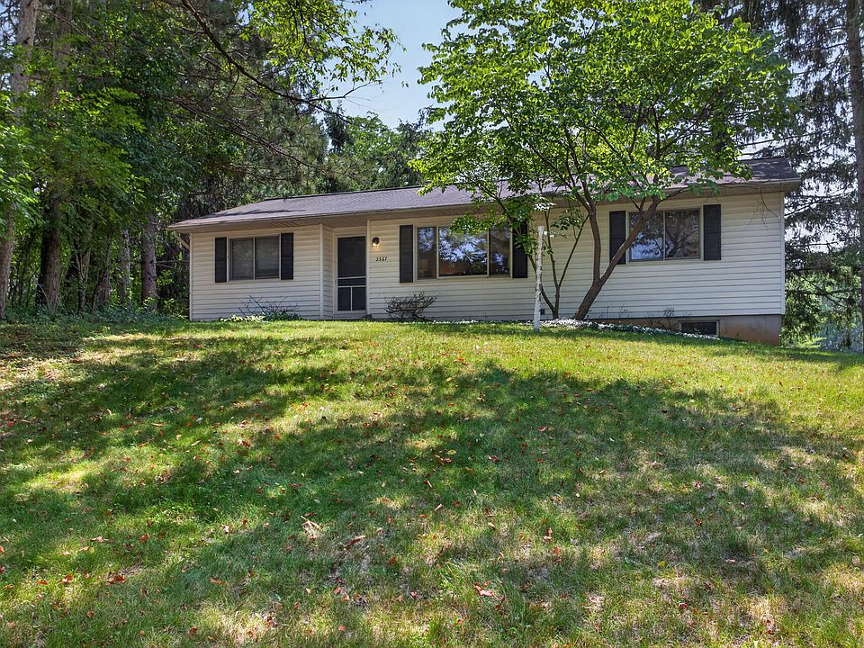 1st image of 2367 Loomis Rd
