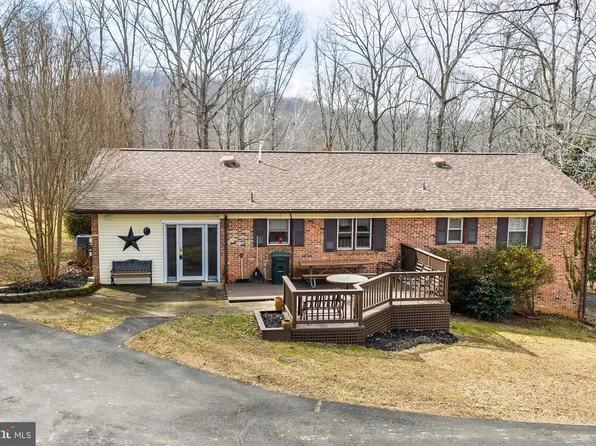 2130 Leon Rd, Culpeper, VA 22701