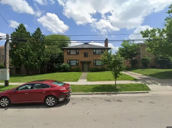 921 Haywood Dr, Madison, WI 53715