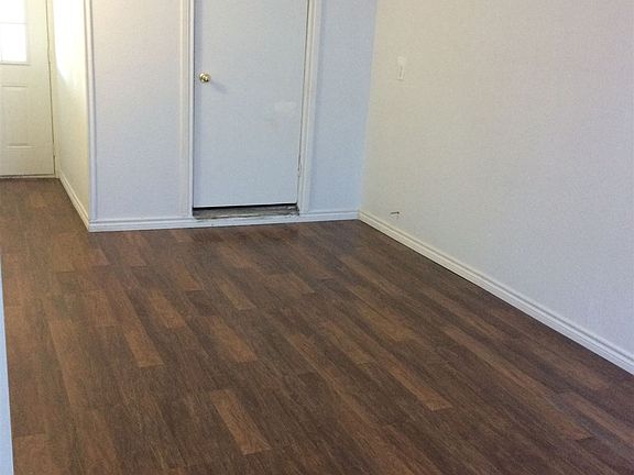 5th image of 9803 Eveningway Dr