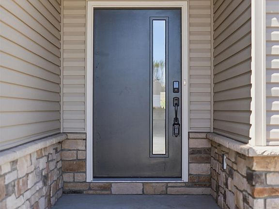 4th image of 9229 S 80th St