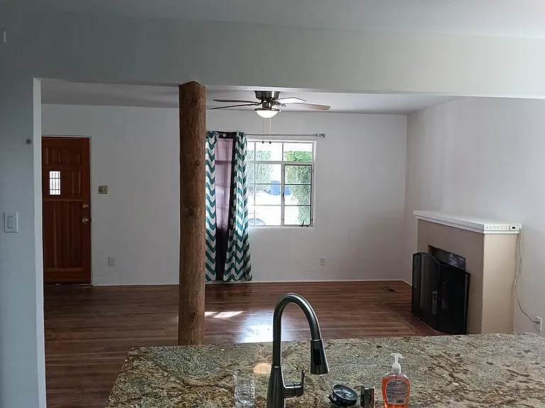 2719 Santa Cruz Ave SE — Photo 7
