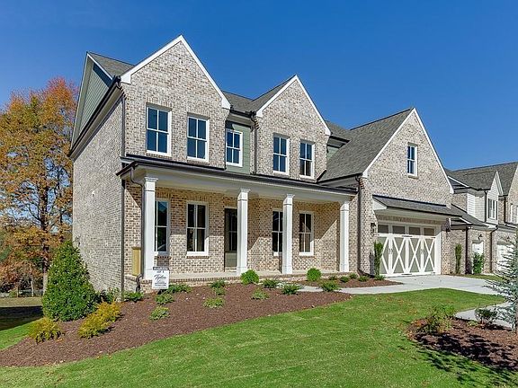 2nd image of 450 Thunder Rd