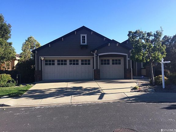 3rd image of 29 Huckleberry Ct
