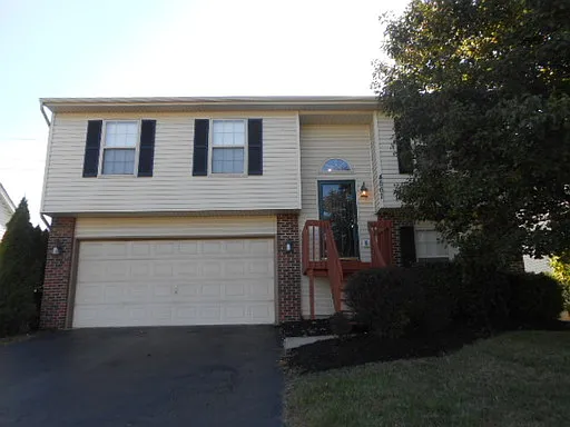 4667 Parkwick Dr photo 1