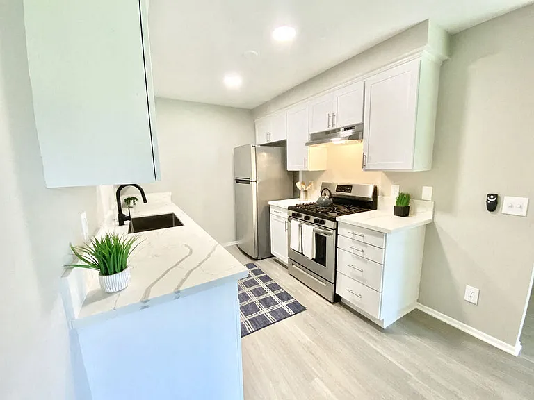 The BLVD Apartments — Photo 14