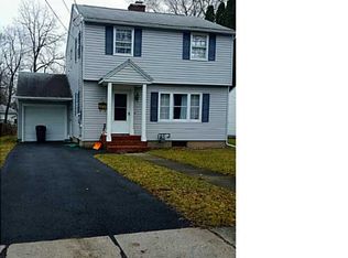 32 Macdougall St, Auburn, NY 13021
