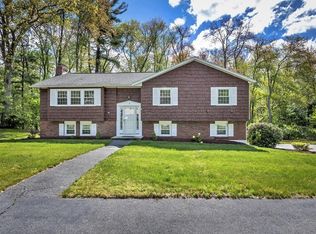 19 Shady Hill Dr, North Reading, MA 01864