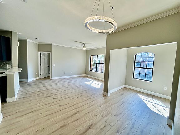 2nd image of 2199 Chianti Pl #922