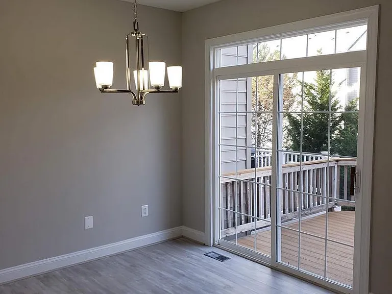 4804 Tothill Dr — Photo 5