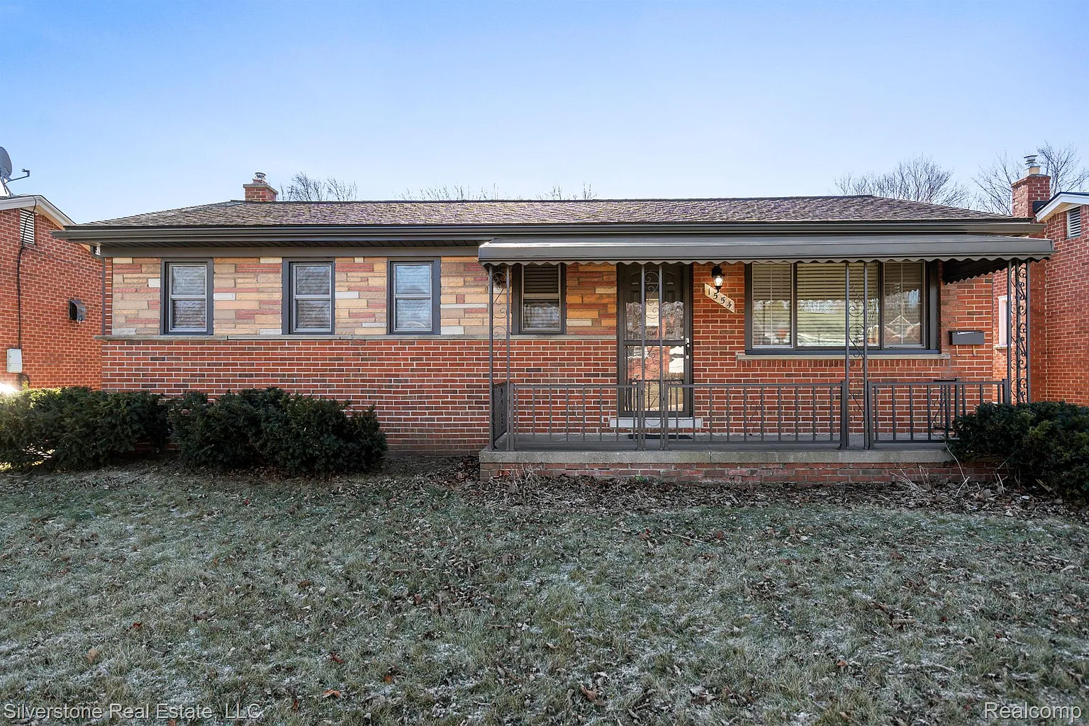 1554 Beaupre Ave photo 1