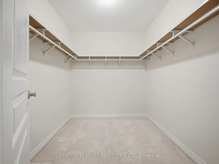 2455 Village Cmn — Photo 31