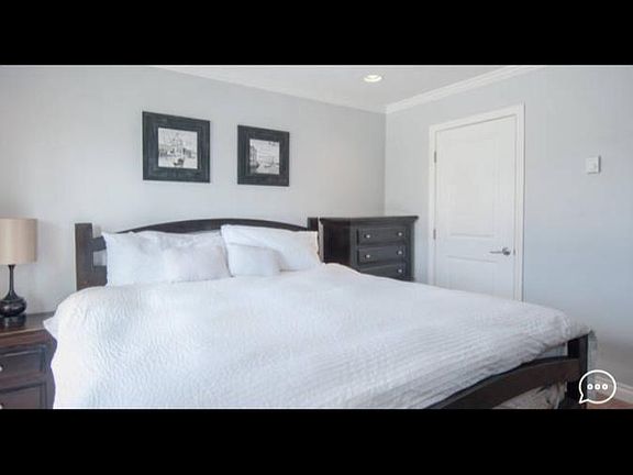 3rd image of 935 Genter St Unit 209