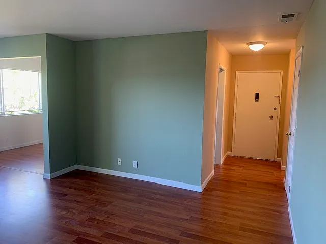 1920 Latham St #15 — Photo 12