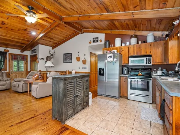 125 Harris Cir, Sylva, NC 28779