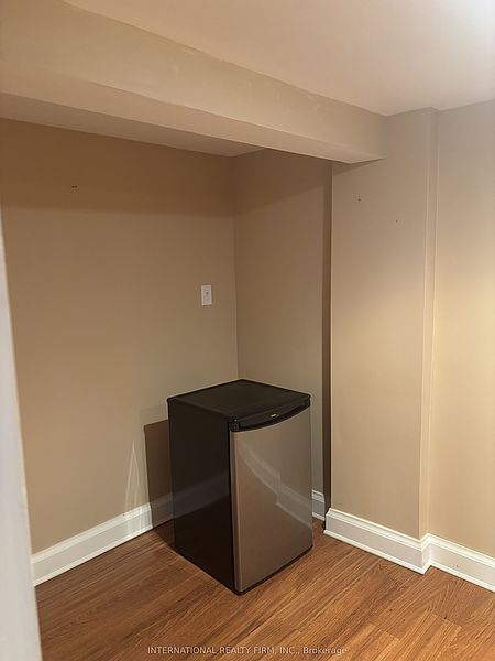 Toronto House for rent - 5 Bedrooms in Toronto