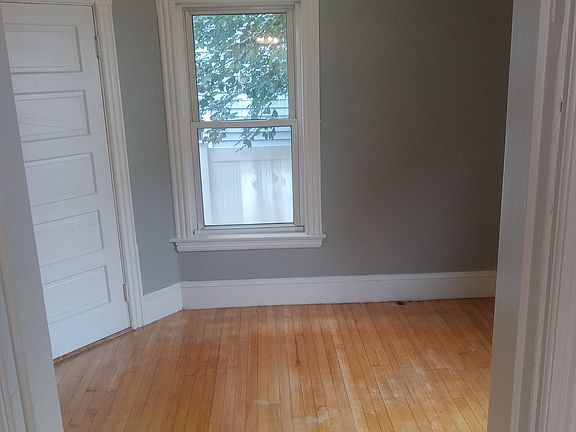5th image of 41 Union St #1