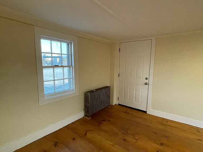12 Fleet St #B — Photo 15