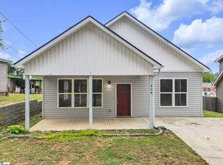 308 S Lewis St, Pickens, SC 29671