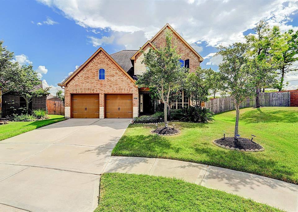 1st image of 2427 Lost Bridge Ln