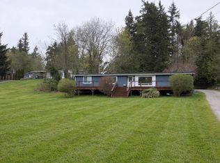 786 Vista Dr, Camano Island, WA 98282