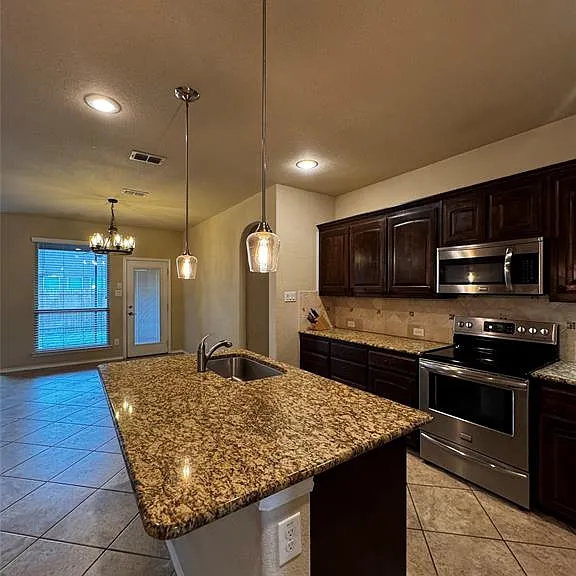 4752 Kendrick Peak Way — Photo 5
