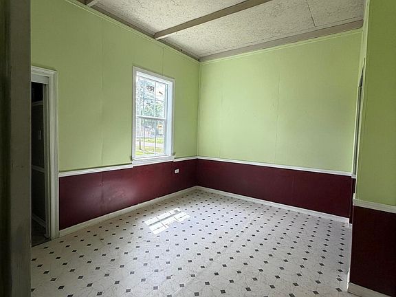 5th image of 308 Hawthorne St