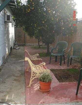 4th image of 1268 3/4 N Kingsley Dr