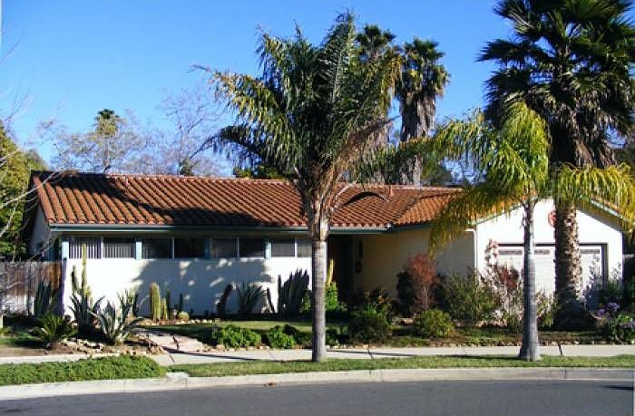 1st image of 216 Adair Dr