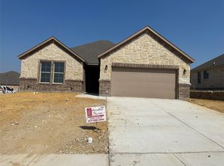 1906 W Westhill Dr, Cleburne, TX 76033