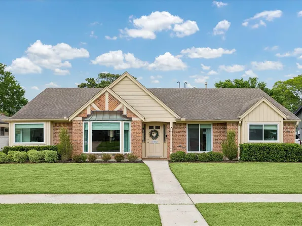 1006 Cheshire Ln, Houston, TX 77018