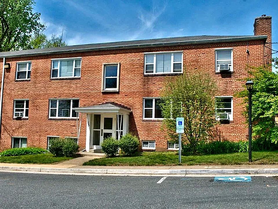 1st image of 2756 Goodwin Ct #566577750