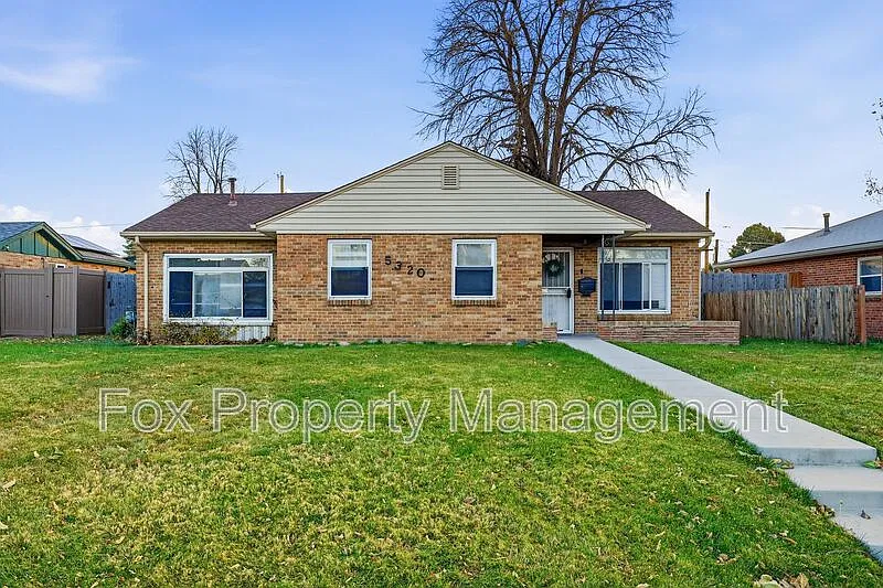 3 bed, 2.0 bath, 1600 sqft, $2,600 — Photo 4