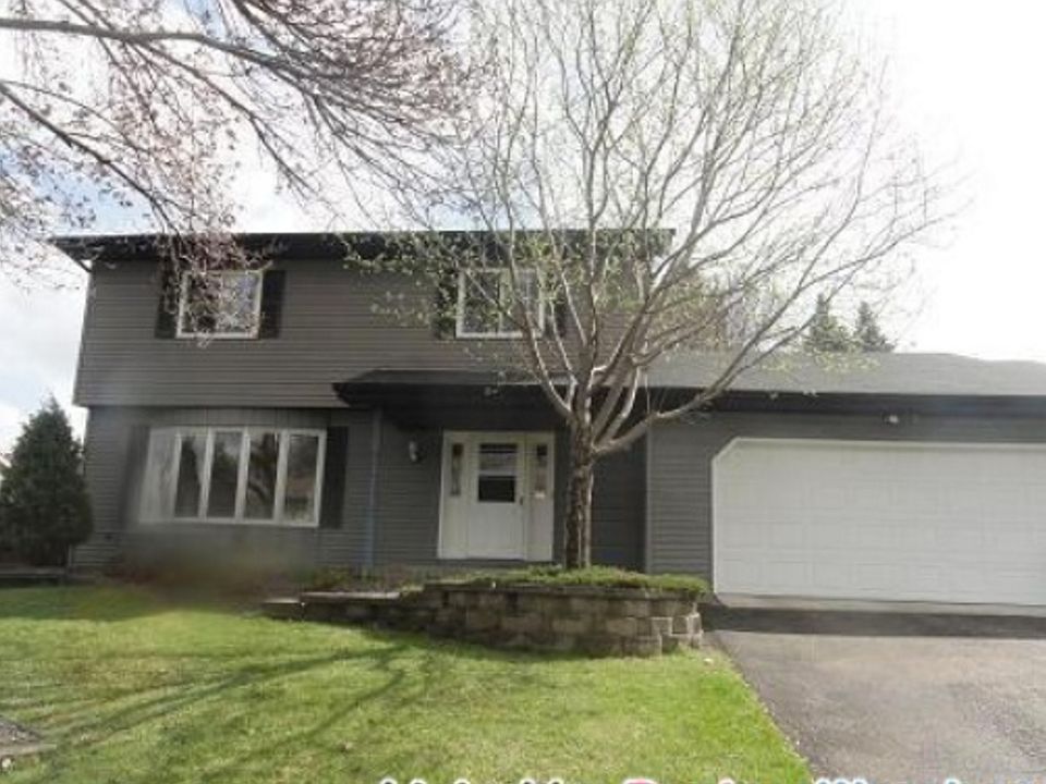 1st image of 8723 N Brook Cir N