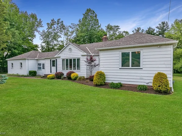 7542 McLellan Dr, Walton Hills, OH 44146