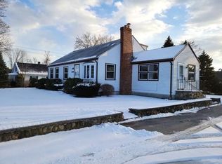 1569 Main St, Tewksbury, MA 01876