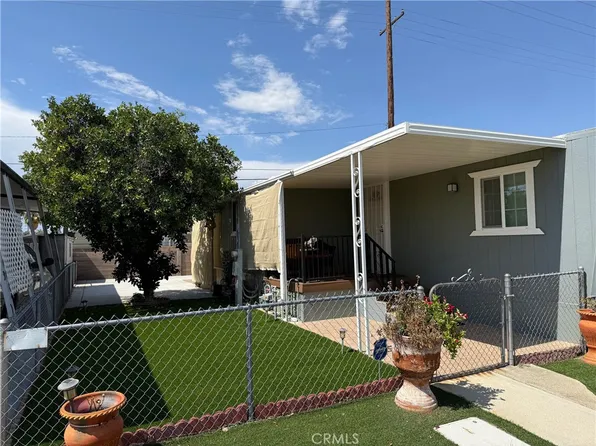 260 N Lyon Ave Space 38, Hemet, CA 92543