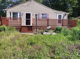 20 Westchester Ave, Pittsfield, MA 01201